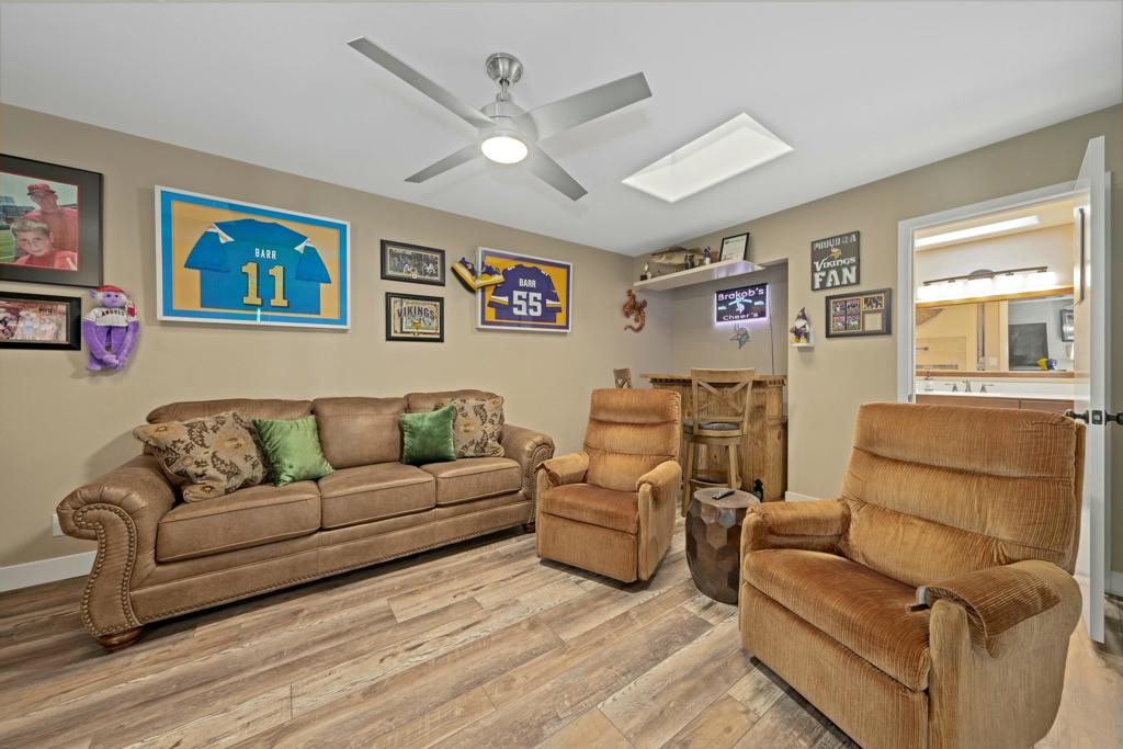 MLS #219124611DA image #13