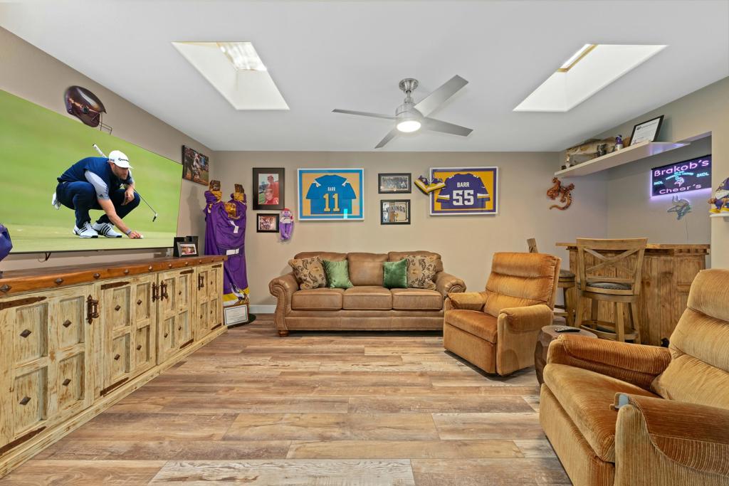 MLS #219124611DA image #14