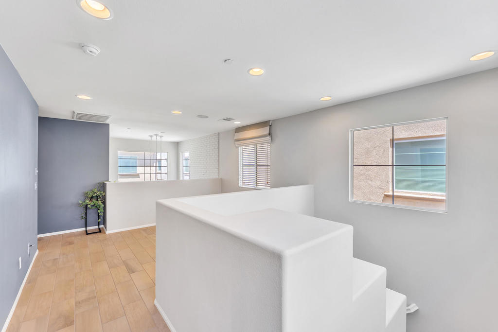 MLS #219124709DA image #12