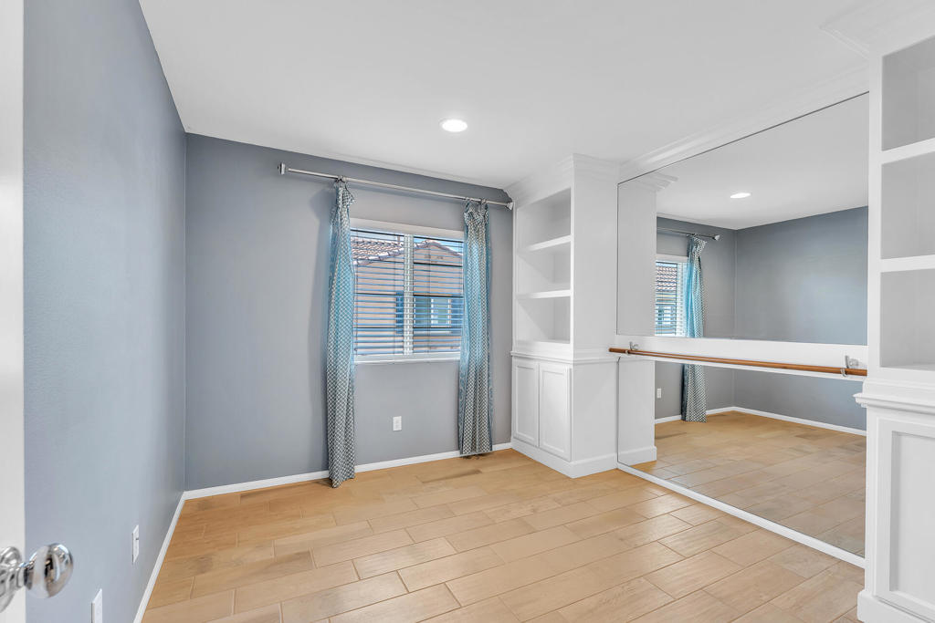 MLS #219124709DA image #29