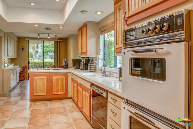 MLS #219124940PS image #9