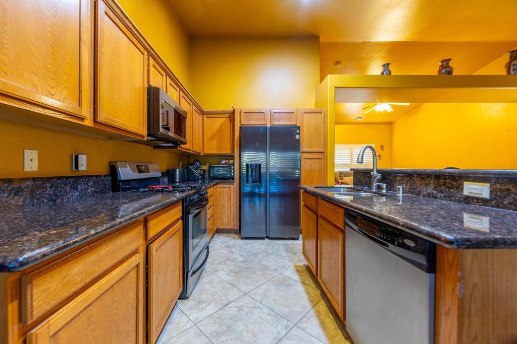 MLS #219124952DA image #2