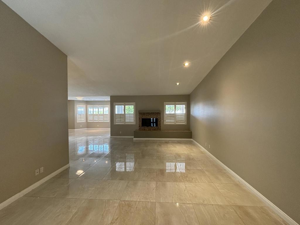 MLS #219126035DA image #4