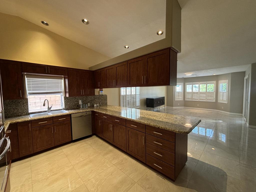 MLS #219126035DA image #9