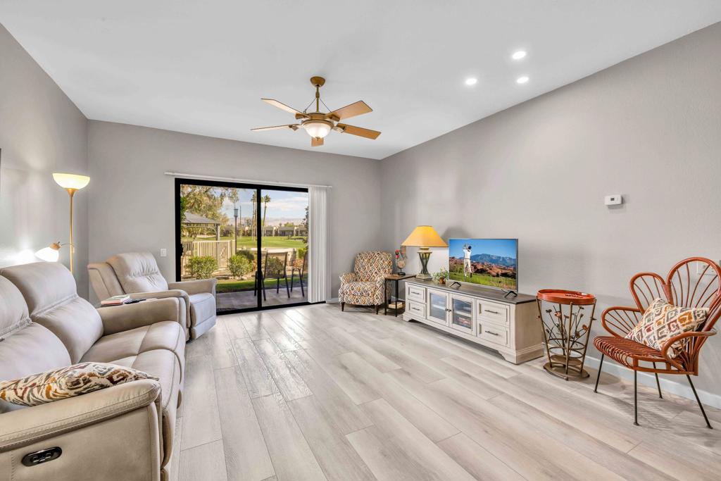 MLS #219126227DA image #3