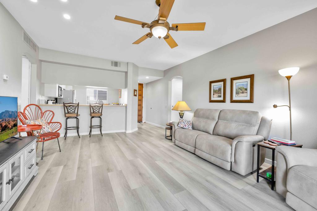 MLS #219126227DA image #5