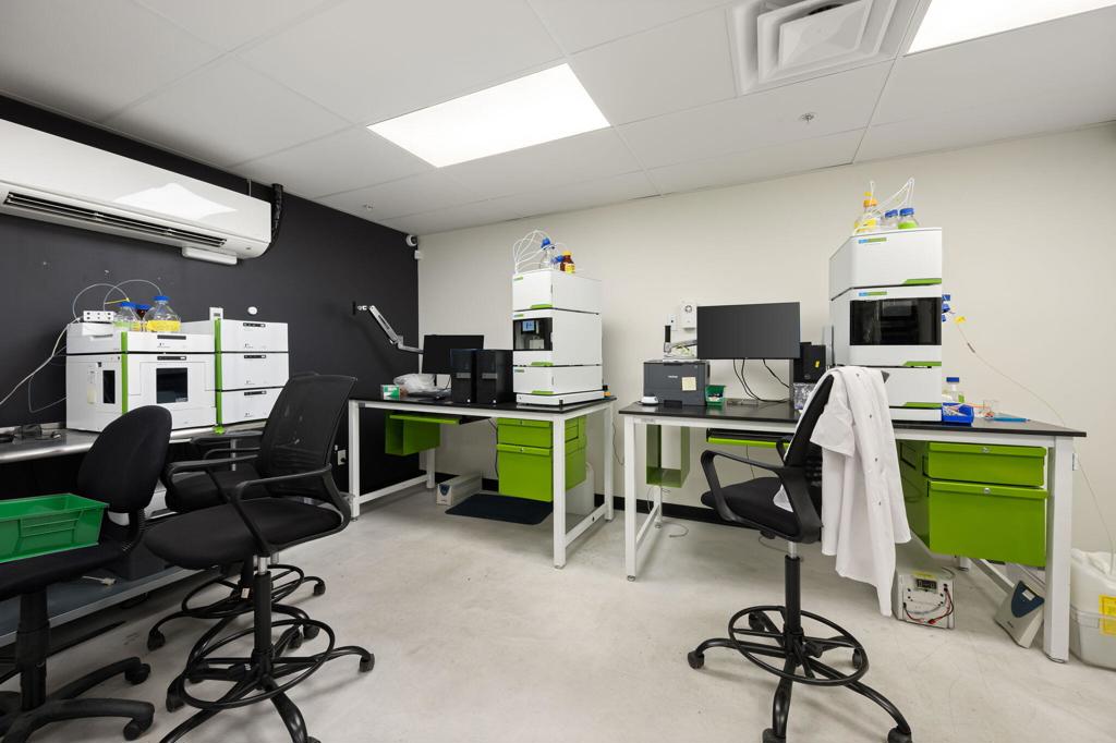 MLS #219126308DA image #30