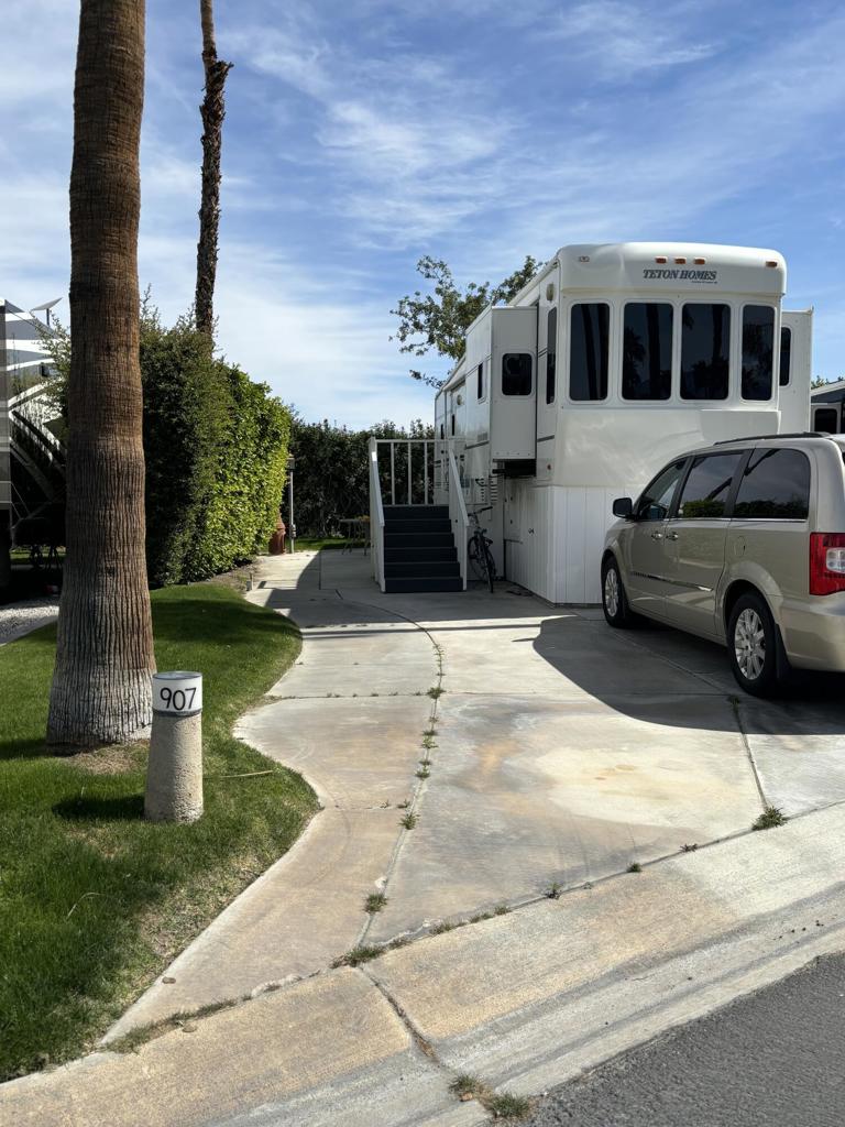 MLS #219126570DA image #3