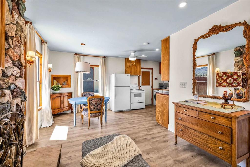 MLS #219126936DA image #5