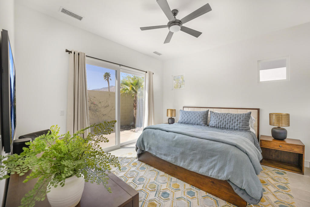 MLS #219127129DA image #14