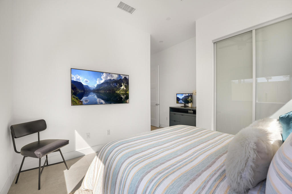 MLS #219127129DA image #22