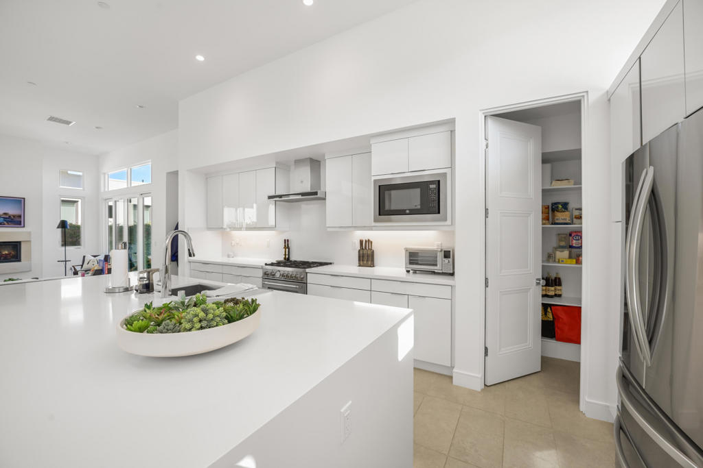 MLS #219127129DA image #9