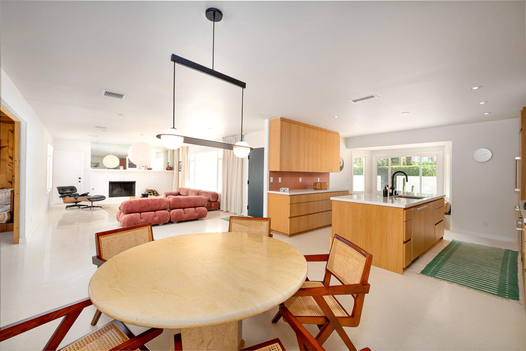 MLS #219127326DA image #5