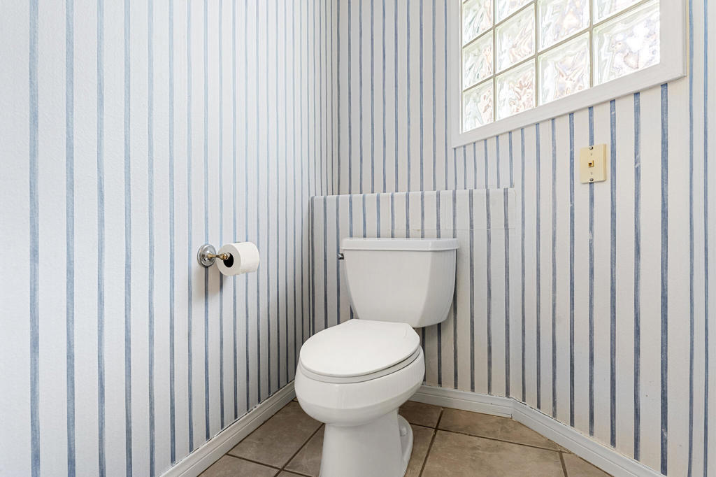 MLS #219127608DA image #16