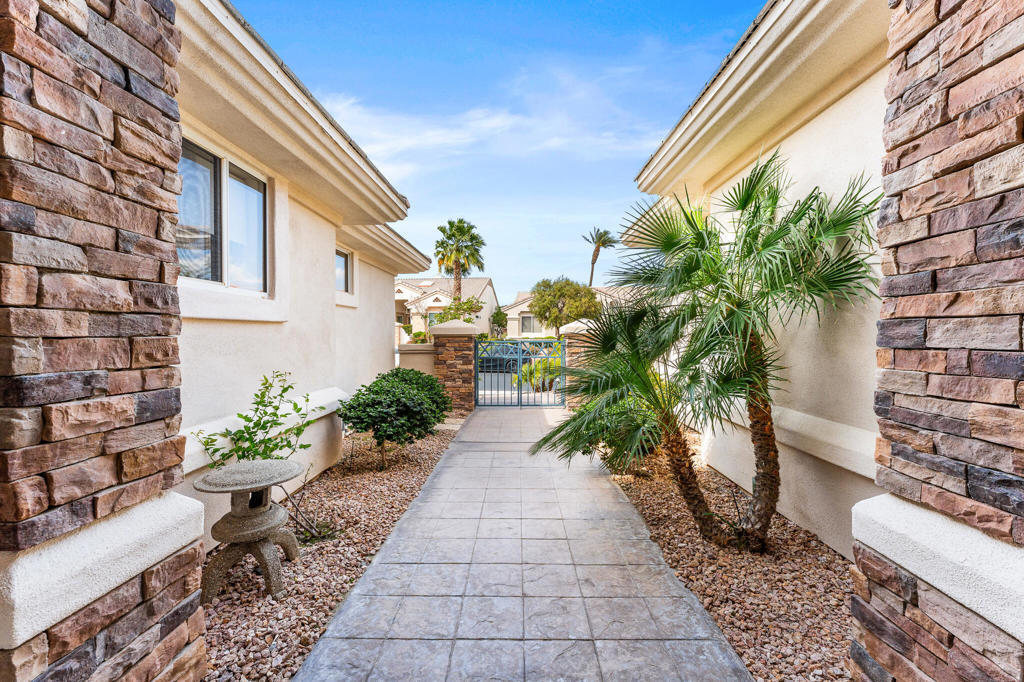 MLS #219127608DA image #4