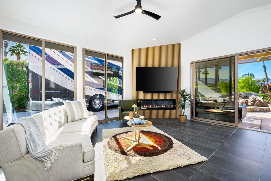 MLS #219127934DA image #10