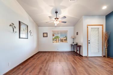 MLS #219128006DA image #2