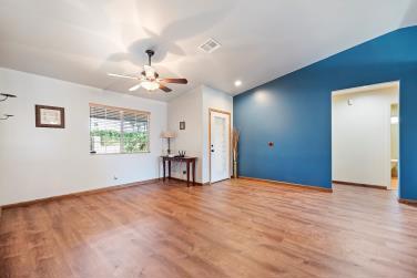 MLS #219128006DA image #4