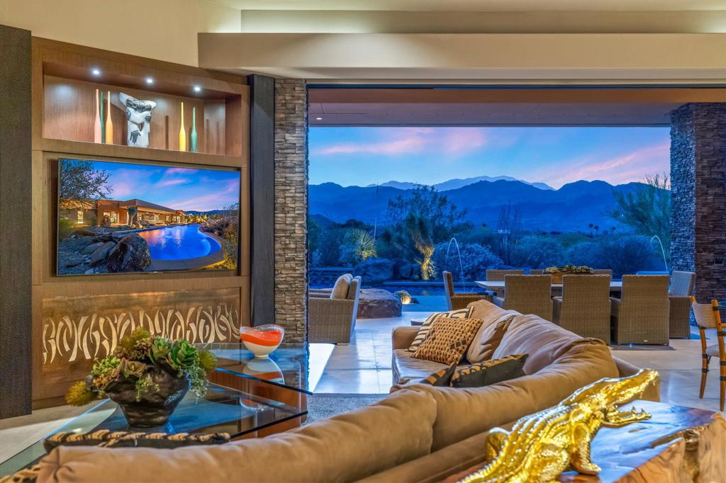 MLS #219128299DA image #10