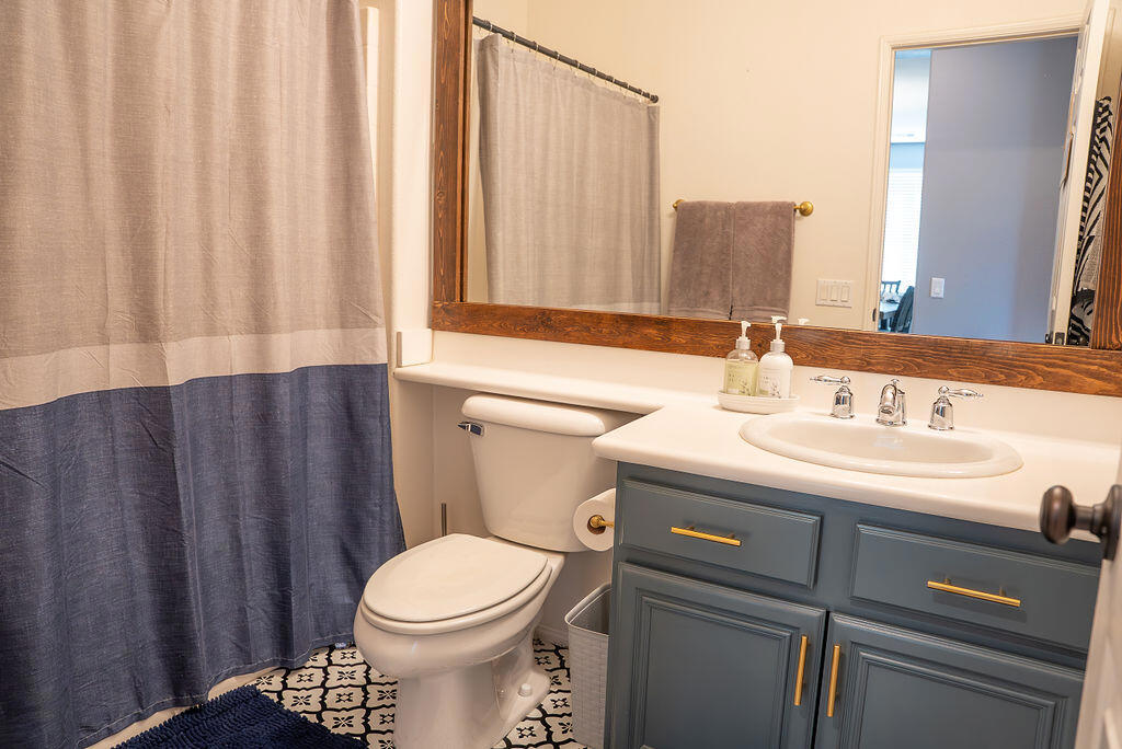 MLS #219128611DA image #22