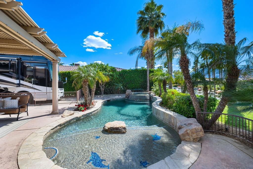 MLS #219128707DA image #15