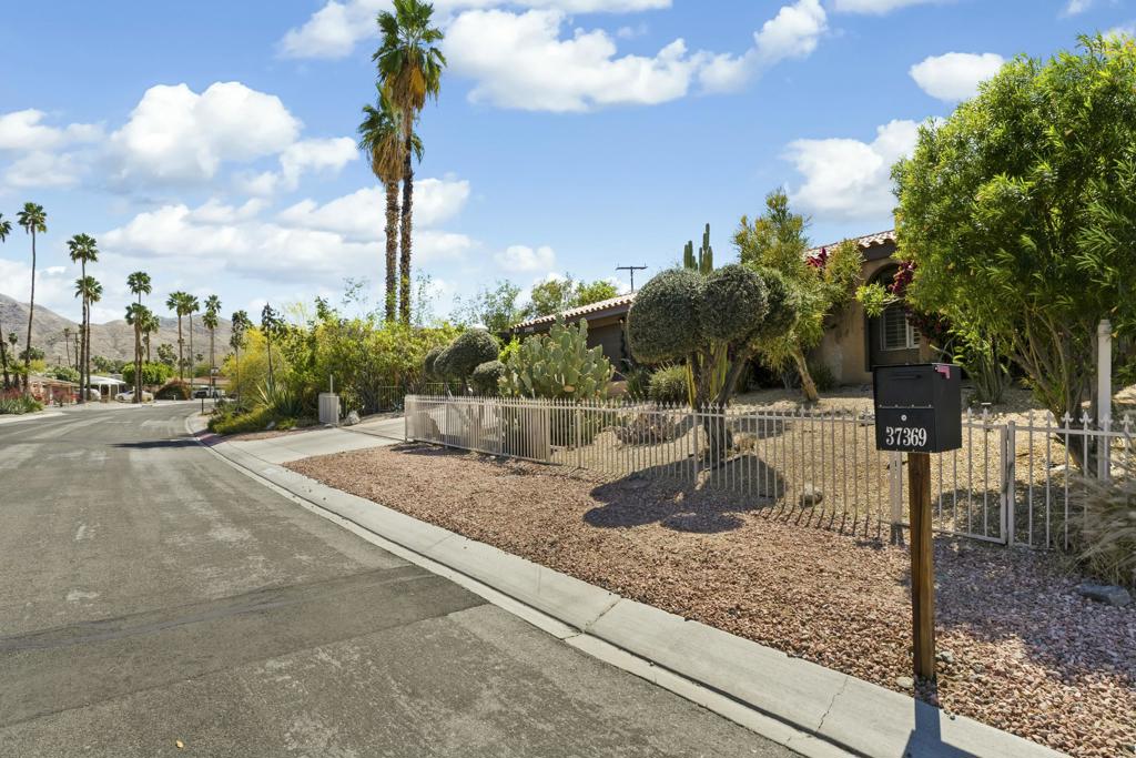 MLS #219128902PS image #3