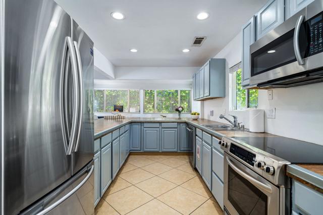 MLS #219129024DA image #19