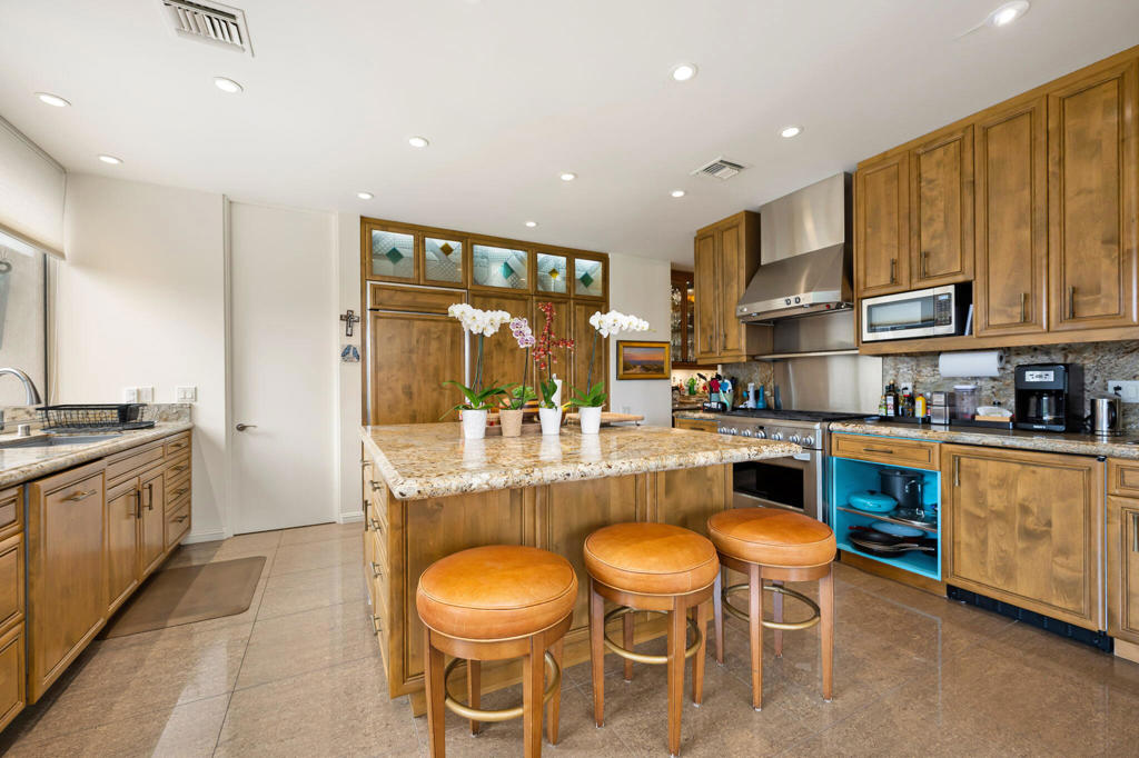 MLS #219129077DA image #2