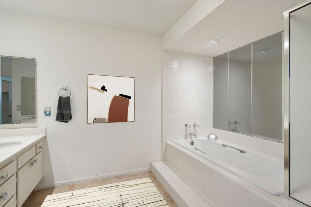 MLS #219129266DA image #10