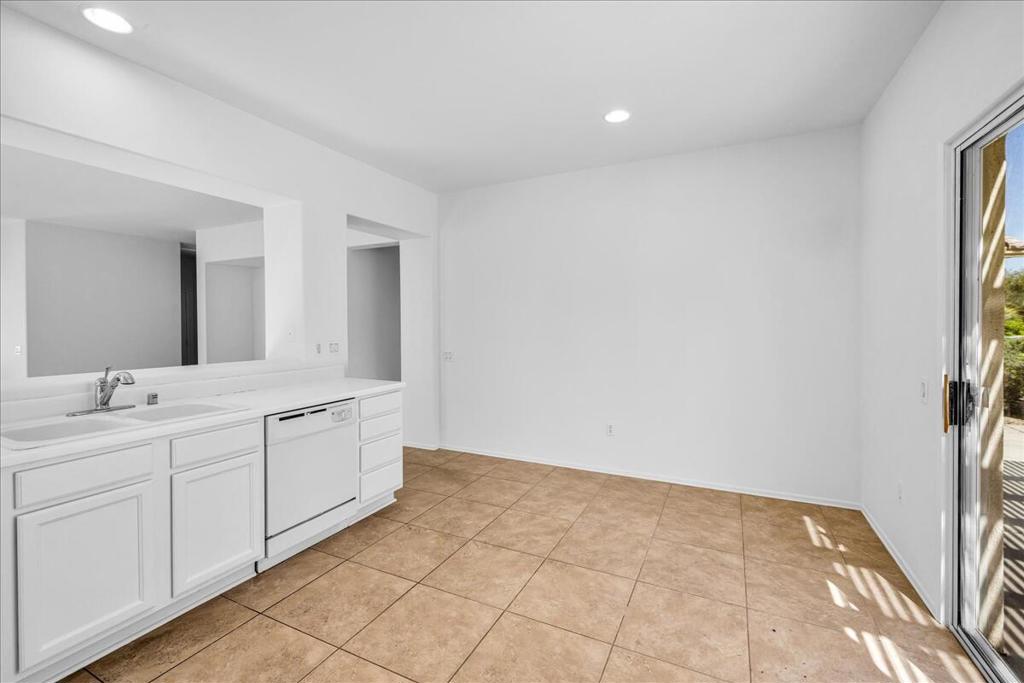 MLS #219129540DA image #12