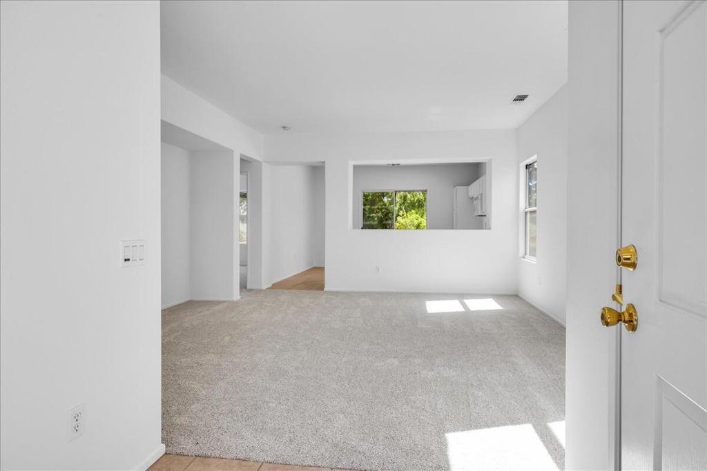 MLS #219129540DA image #3