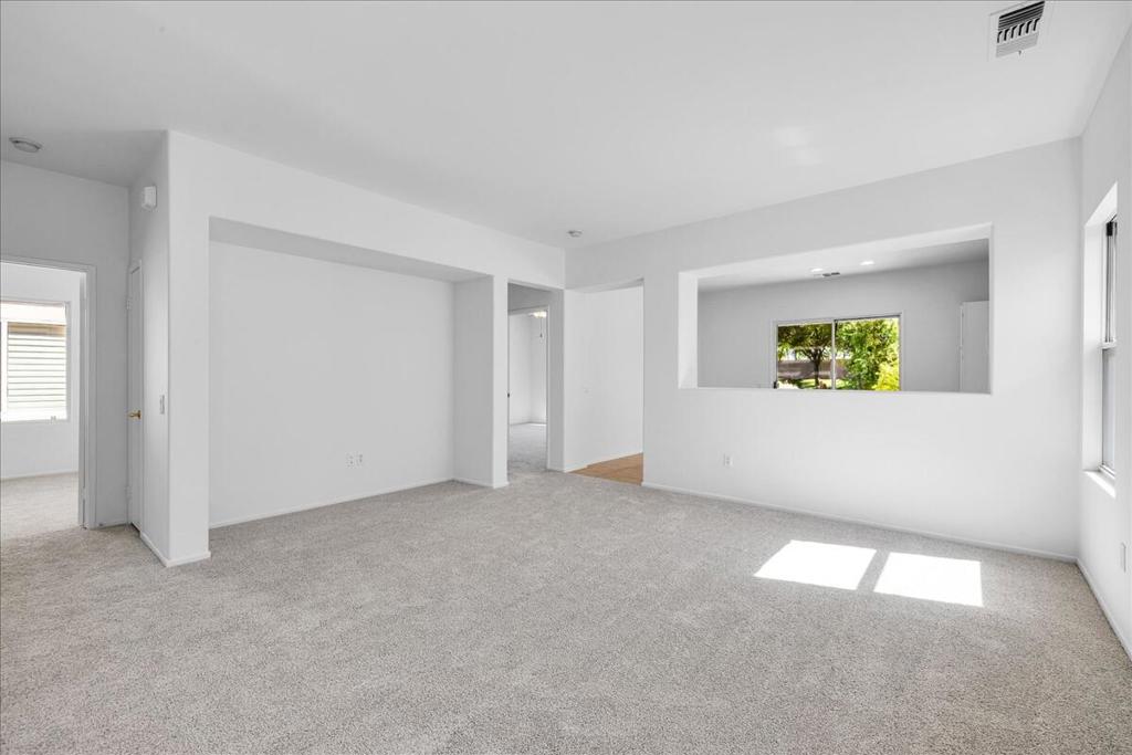 MLS #219129540DA image #4