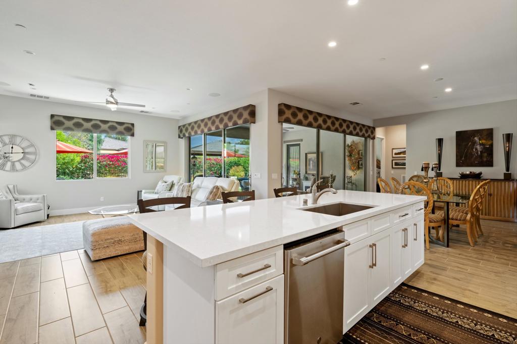 MLS #219129620DA image #5