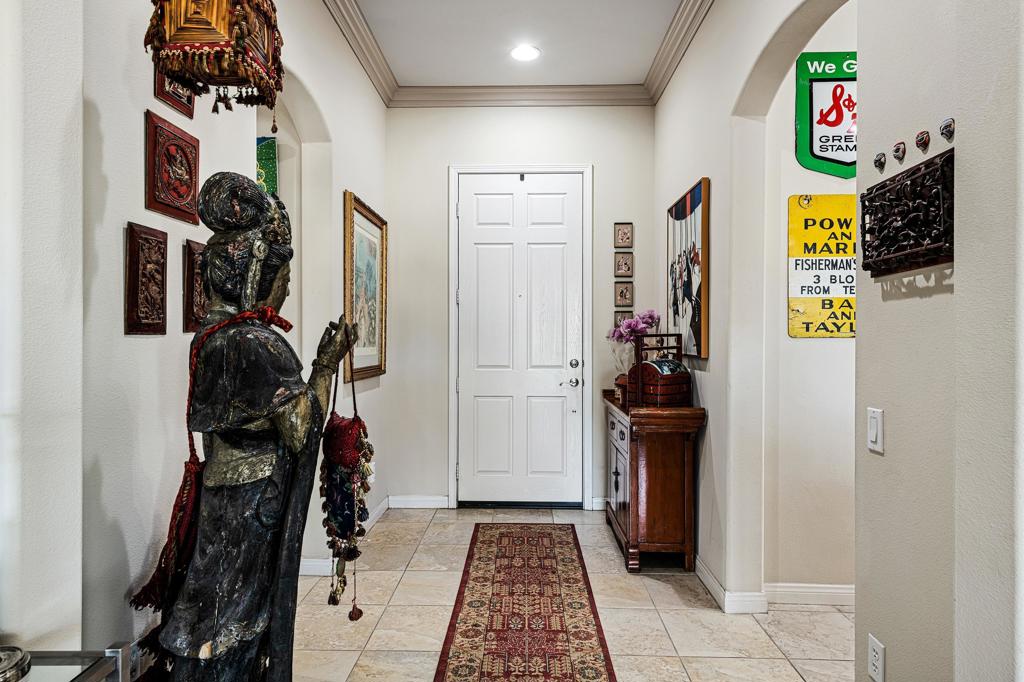 MLS #219129621DA image #2