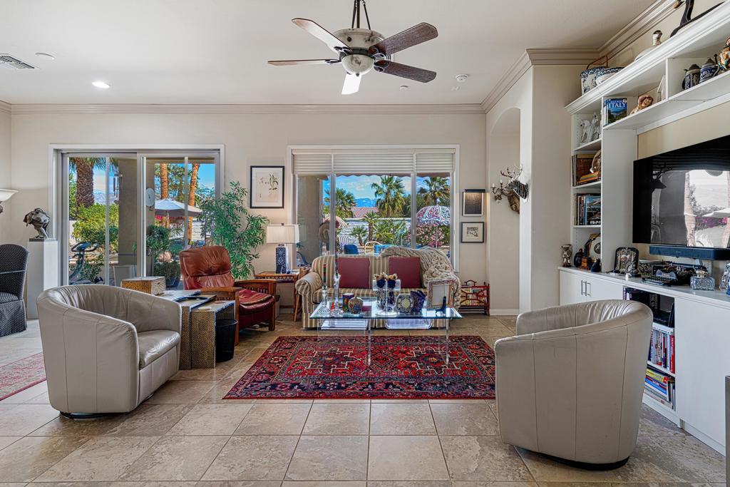 MLS #219129621DA image #4