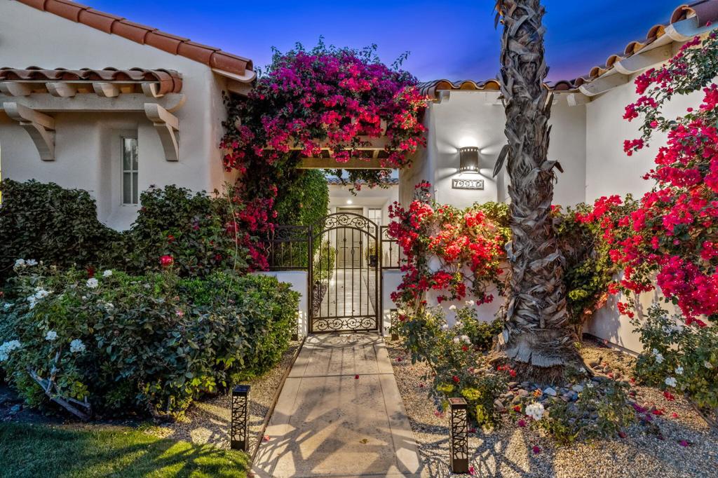 MLS #219129658DA image #2