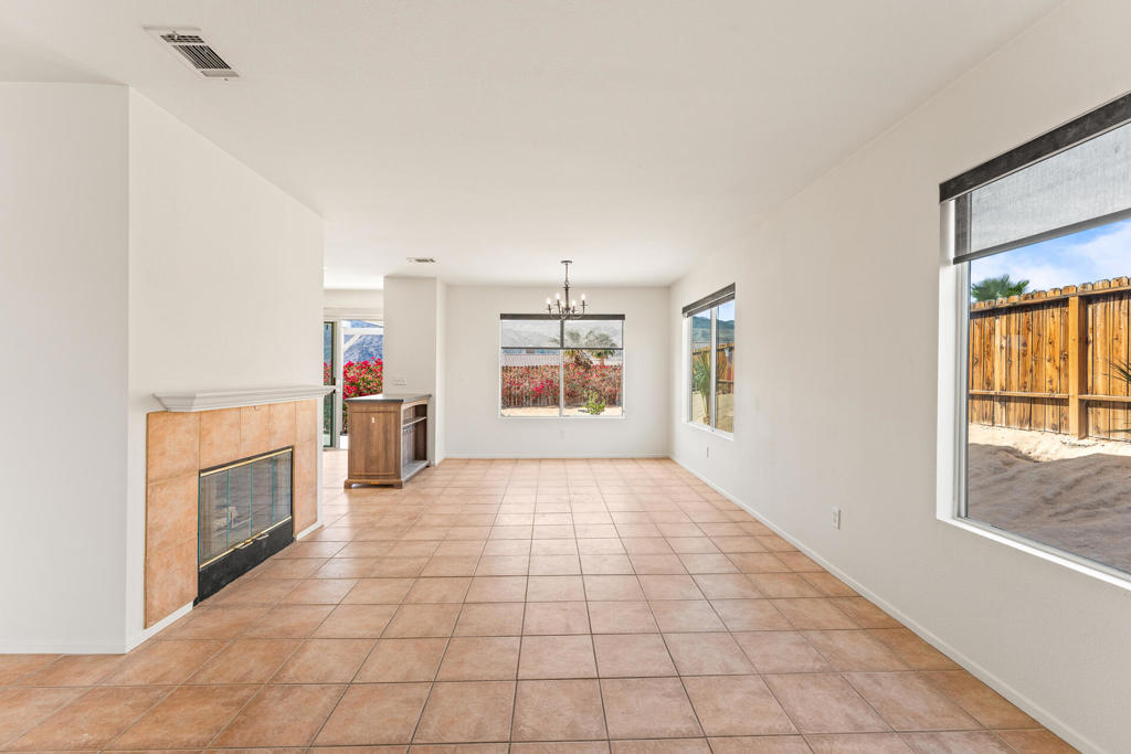 MLS #219129673DA image #8