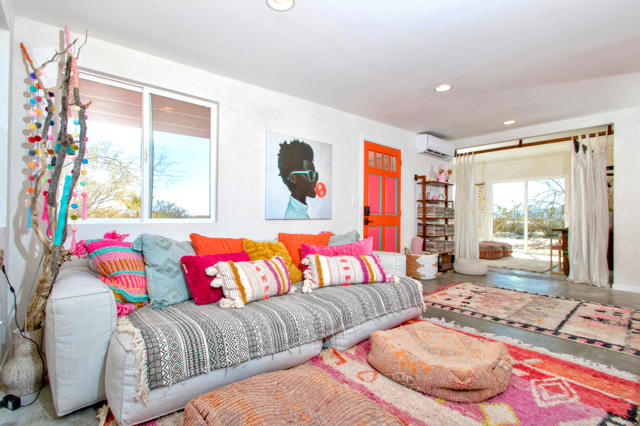 MLS #219129724DA image #2