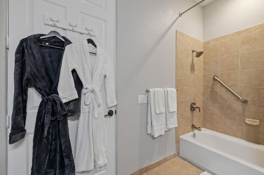 MLS #219129880DA image #26