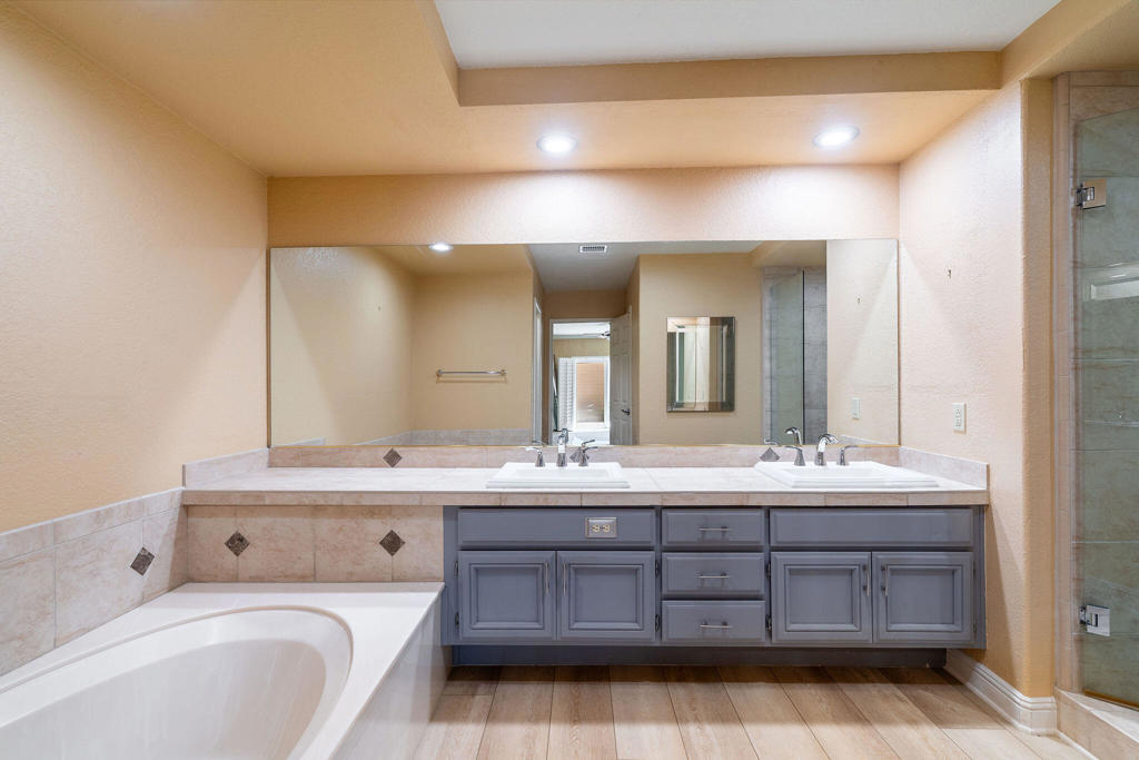 MLS #219129942DA image #24