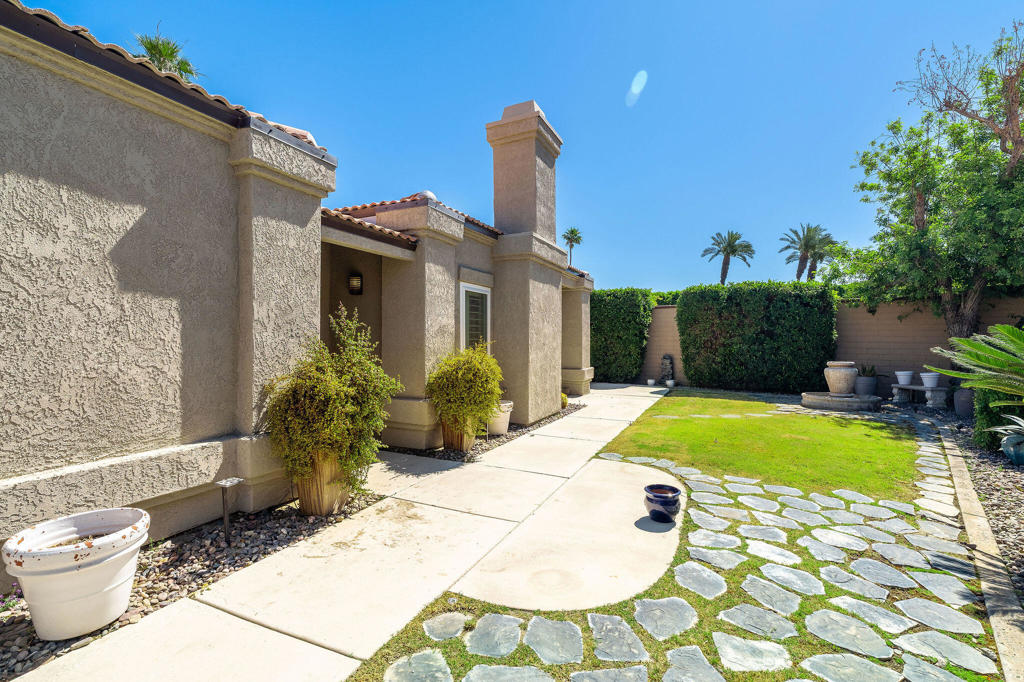 MLS #219129942DA image #5