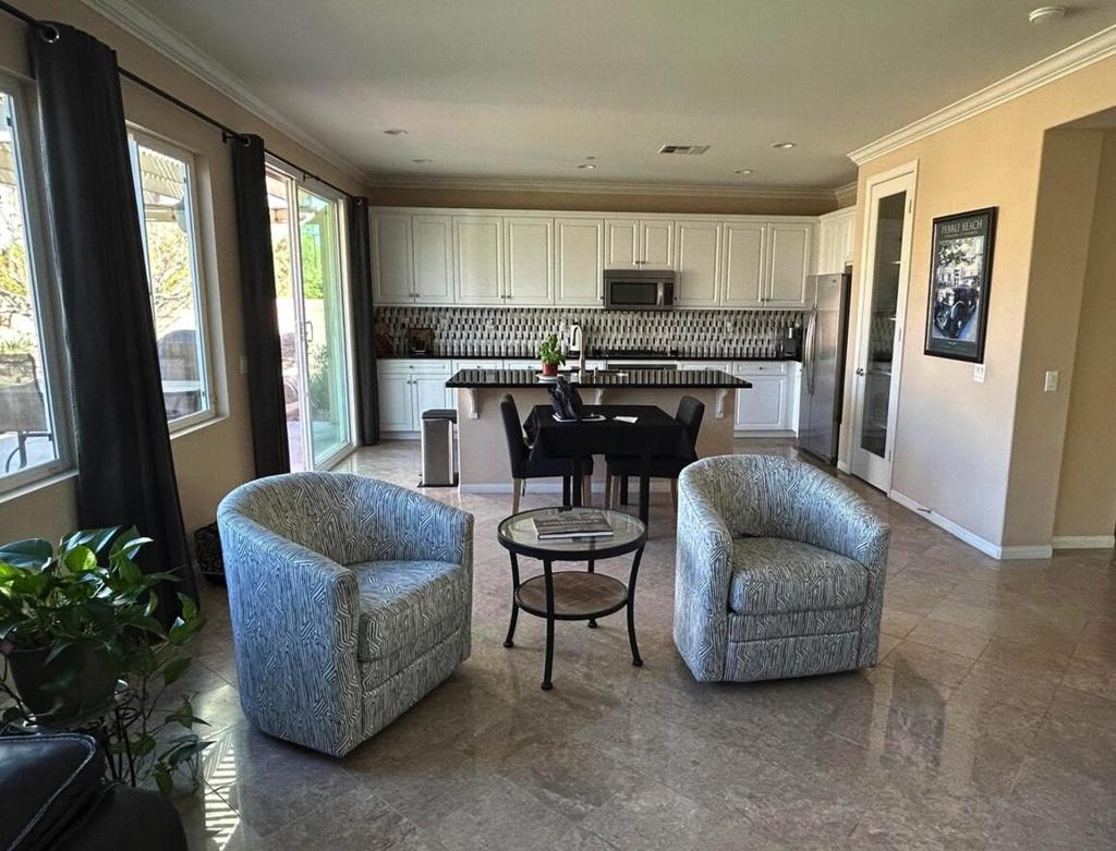 MLS #219130087DA image #1