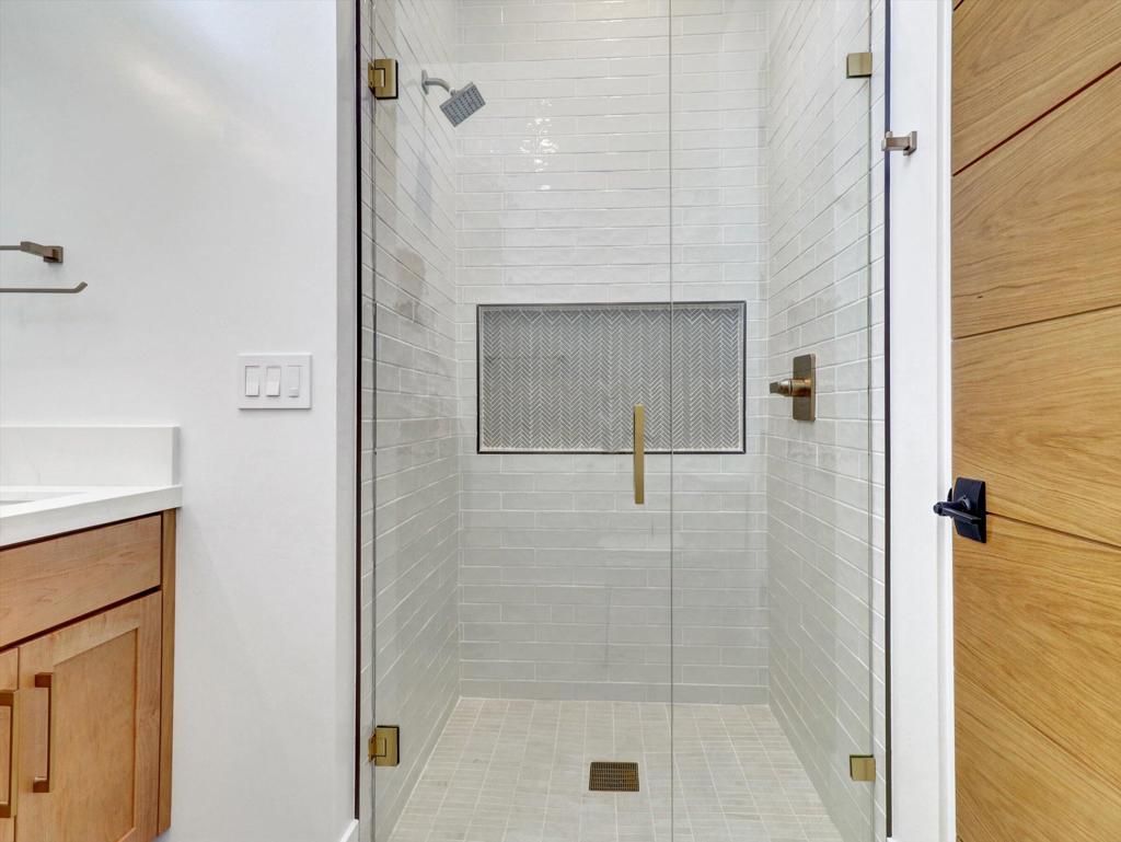 MLS #219130090DA image #35