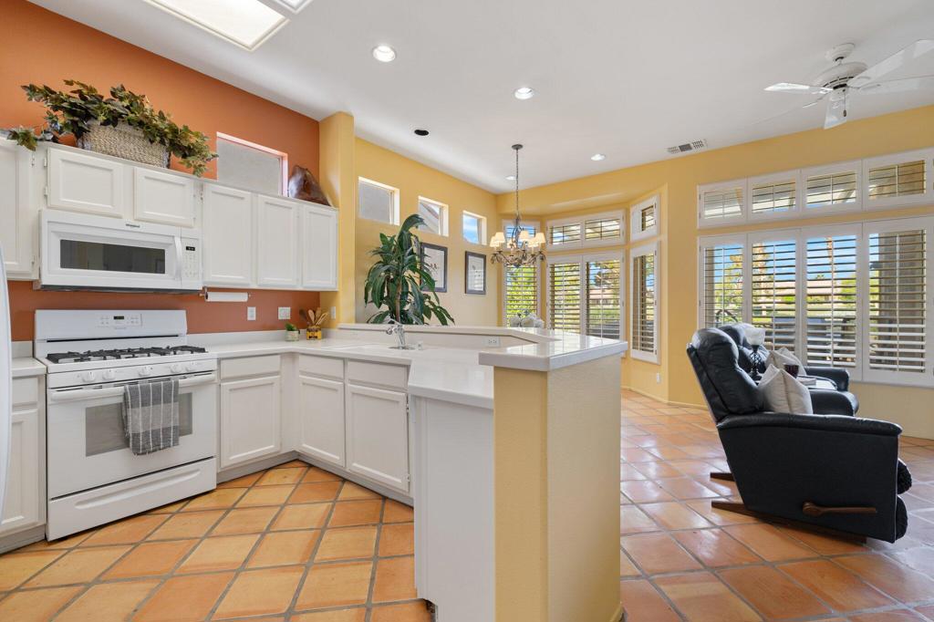 MLS #219130183DA image #17