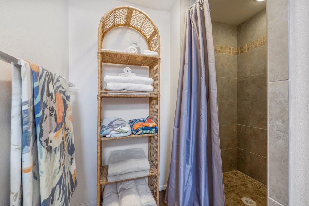 MLS #219130218DA image #24