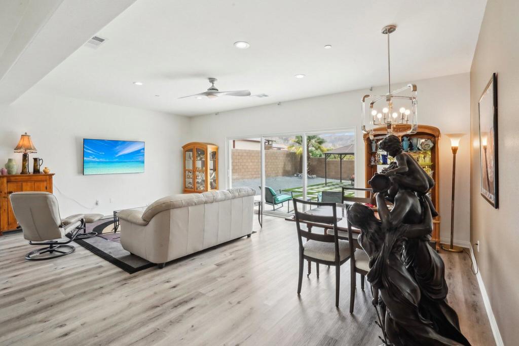 MLS #219130224DA image #3