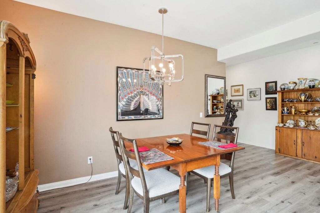 MLS #219130224DA image #9