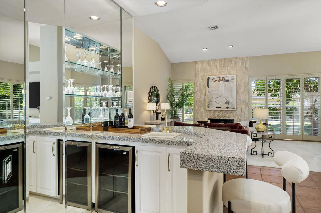 MLS #219130290DA image #14