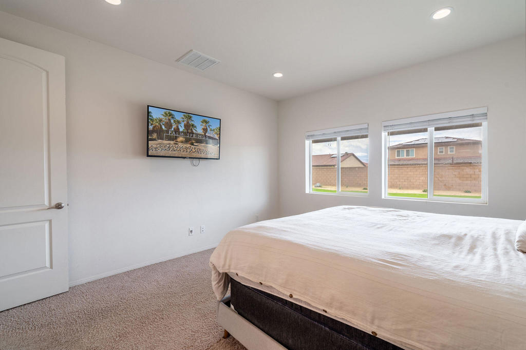 MLS #219130316PS image #14