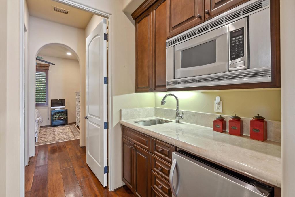 MLS #219130399DA image #33